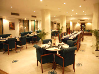 Great Value Hotel Dehradun Restaurant