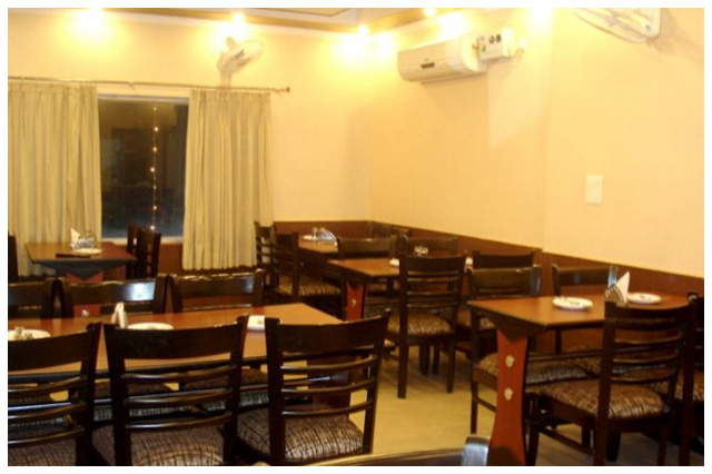 Utsav Hotel Dehradun Restaurant