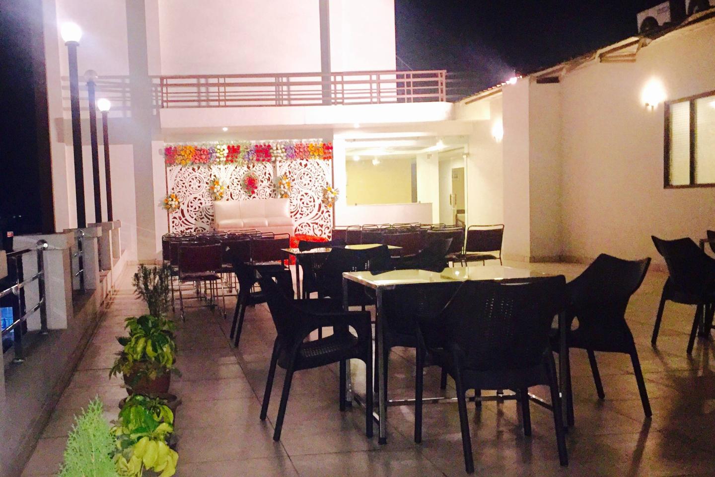 The Onix Hotel Dehradun Restaurant