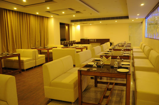 The Pearl Grand Hotel Dehradun Restaurant